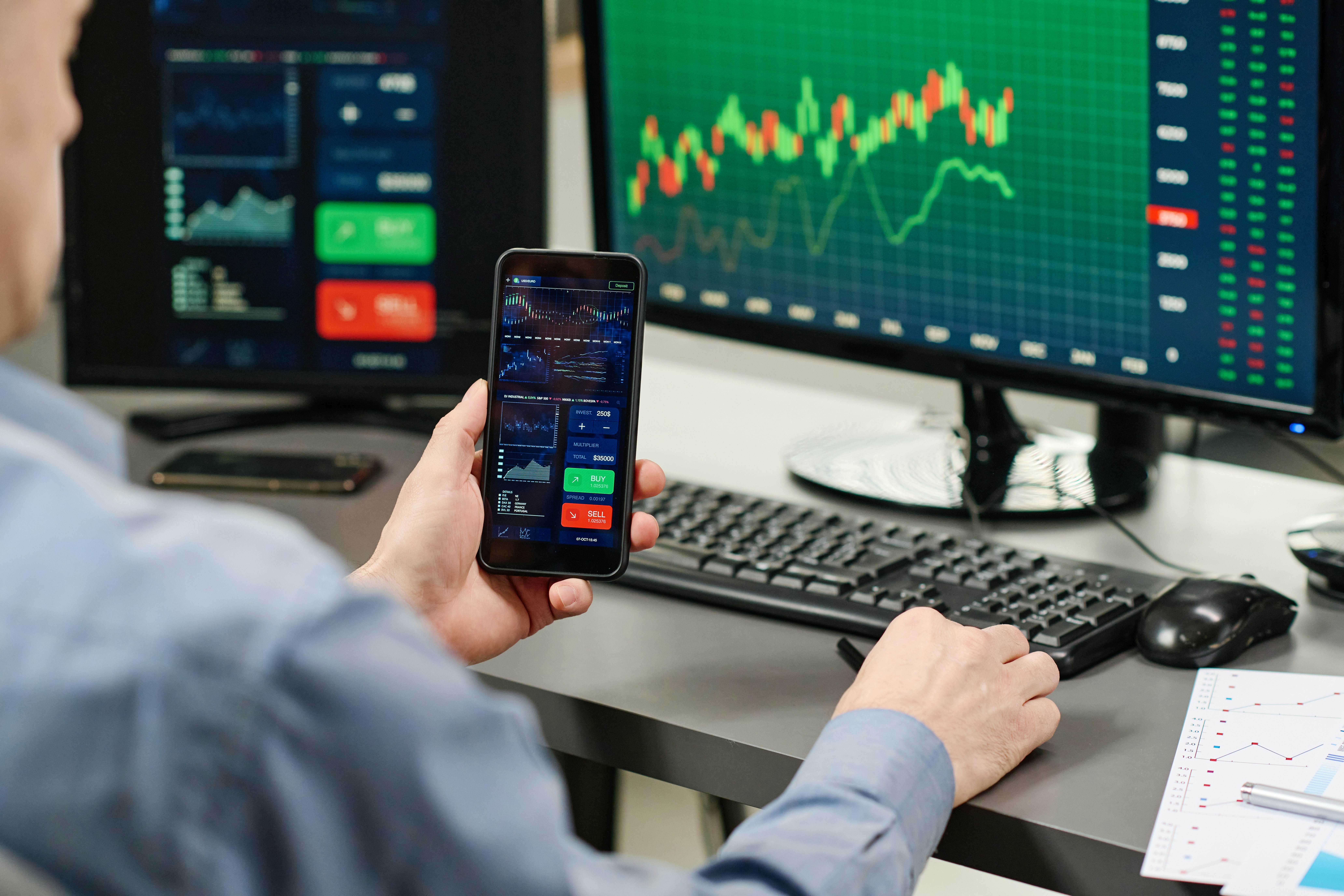 How to Build a Diversified Investment Portfolio in 2025